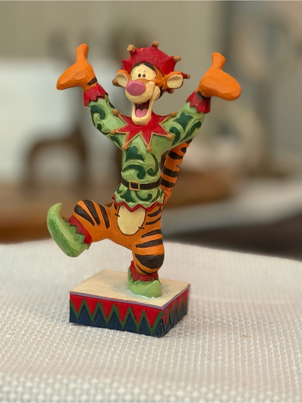 Jim Shore for Disney Traditions “Ecstatic Elf” Tigger Christmas Elf Figurine